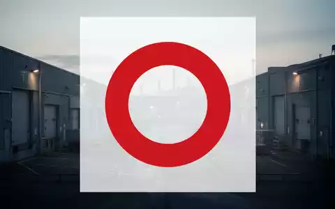 Abstrakte, atmosphärische Aufnahme eines Industriegebietes in der Dämmerung, die Unsicherheit im Immobilienmarkt widerspiegelt. - Foto: über boerse-global.de