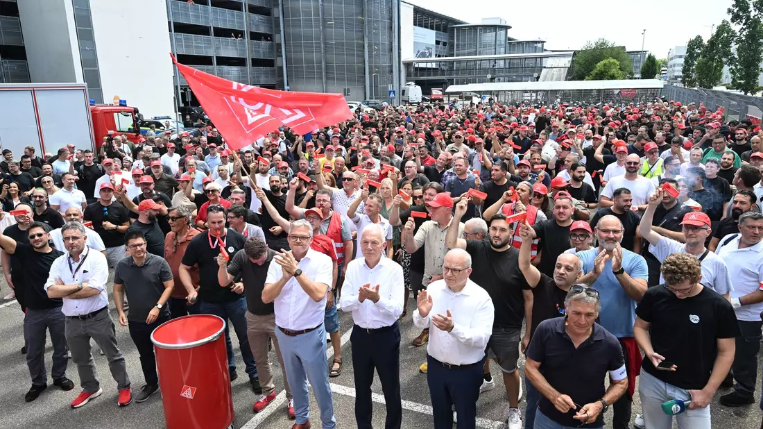 Auch in Neckarsulm wurde protestiert. - Bild: Bernd Weißbrod/dpa