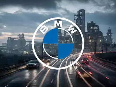 Abstrakte Darstellung der Automobilindustrie mit einem Gefühl des Marktrückgangs trotz Wachstum. Stimmungsvoll und nachdenklich. - Foto: über boerse-global.de