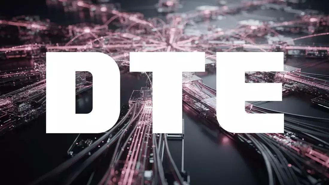 Deutsche Telekom Stock Slides 1.8% Despite Fiber Market Strength and T-Mobile US Shifts