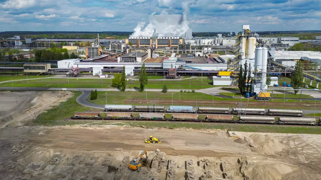 Bundestag stimmt zu: Neue Gaskraftwerke für Deutschland - Bild: Patrick Pleul/dpa