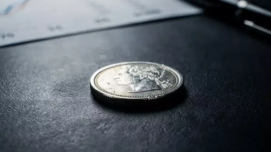 Silver rebounds above $59 but remains 52% below peak amid geopolitical and Fed headwinds