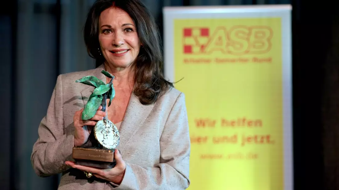 ASB vergibt Annemarie-Renger-Preis 2026: Iris Berben und Gesine Schwan setzen ein Zeichen für Solidarität und Demokratie - Bild: presseportal.de
