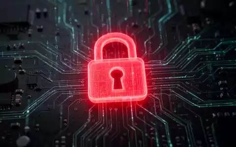 Glühendes rotes Vorhängeschloss-Symbol auf dunkler Leiterplatte, symbolisiert Android-Malware und Bankbedrohungen. - Foto: über boerse-global.de