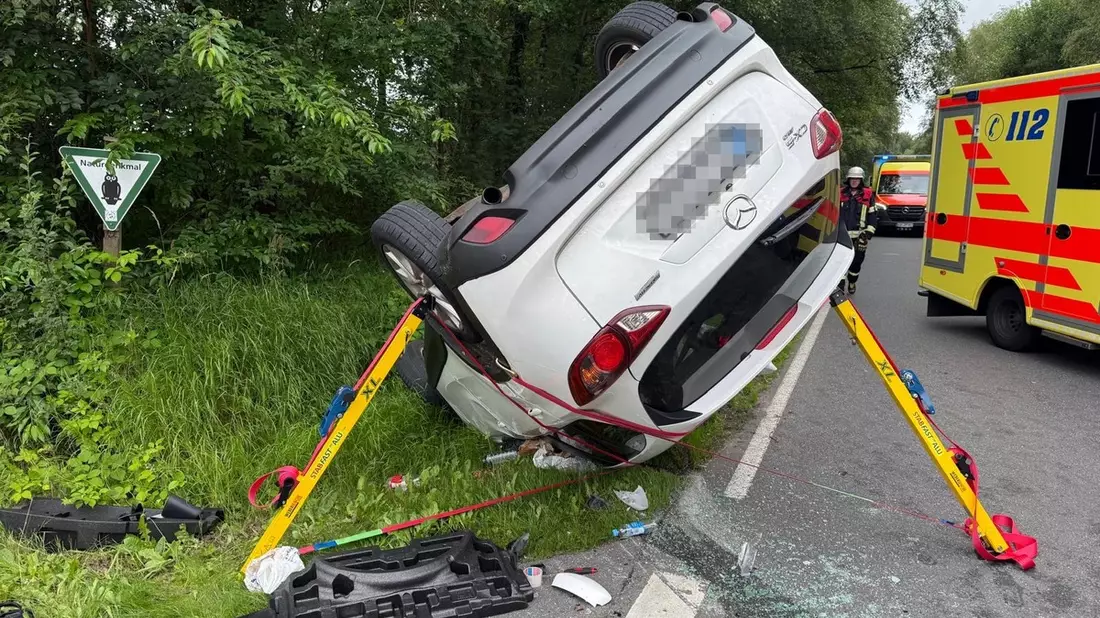 FW-AUR: Folgenschwere Kollision an der Stadtgrenze - Bild: presseportal.de