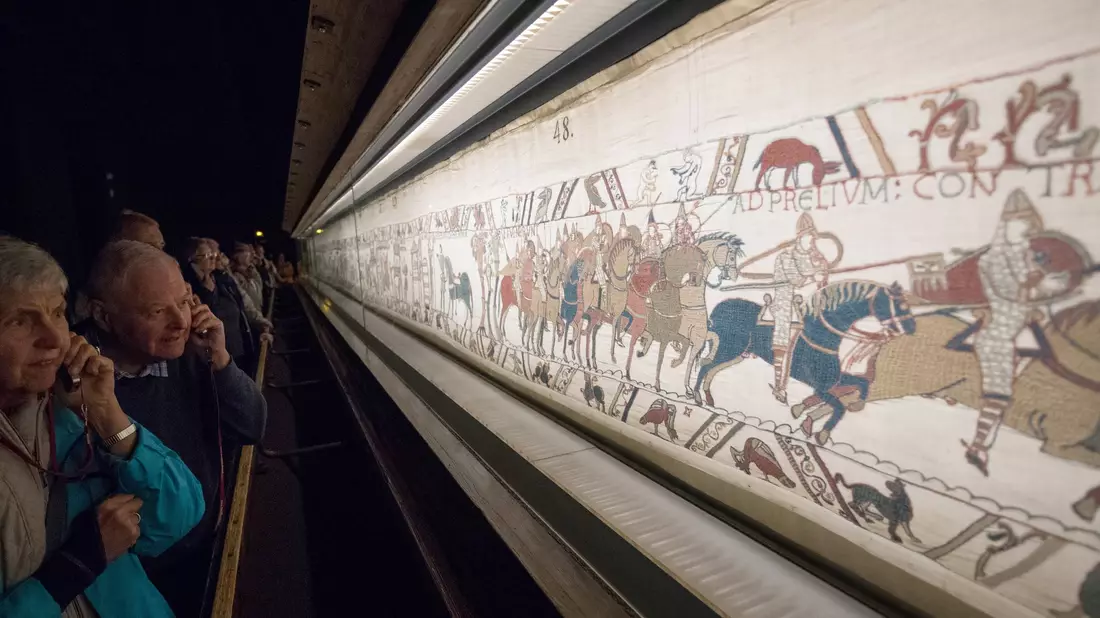 Über Monate können Kunstbegeisterte den Teppich in London bestaunen. (Archivbild) - Bild: Loic Venance/AFP/dpa