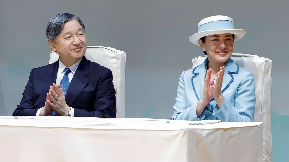 Für Frauen gibt es keinen Weg auf den japanischen Kaiserthron. (Archivbild) - Bild: ---/kyodo/dpa
