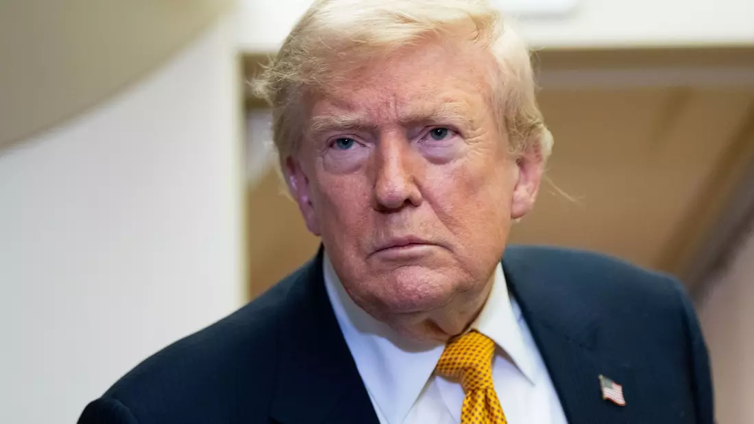 Trump äußert sich erneut zur Waffenruhe.  - Bild: Alex Brandon/AP photo/dpa