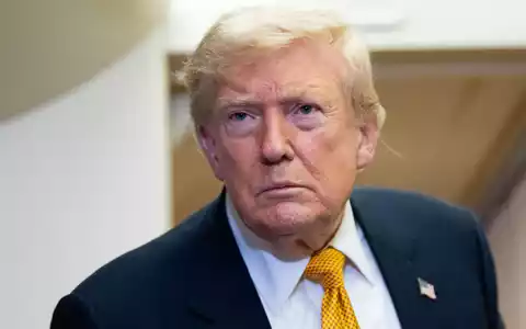 Trump äußert sich erneut zur Waffenruhe.  - Foto: Alex Brandon/AP photo/dpa