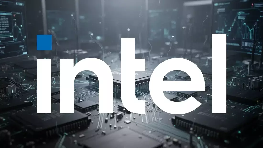 Intel Analyst Clash: One Top Short, Another Sees 60% Upside