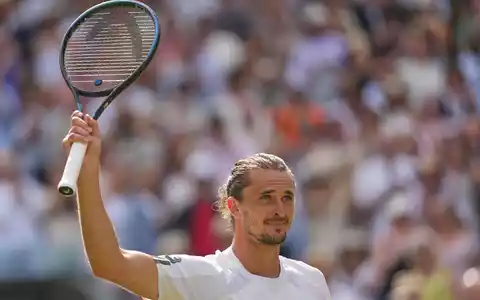 Alexander Zverev fehlt noch ein Sieg zum Wimbledon-Triumph. - Foto: Kirsty Wigglesworth/AP/dpa