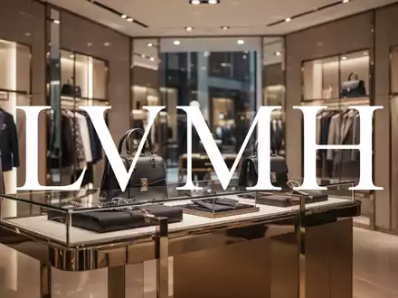 Eine abstrakte, atmosphärische Szene, die Luxus-Einzelhandel mit eleganten Materialien und weicher Beleuchtung darstellt, symbolisiert Wachstum und Investitionen. - Foto: über boerse-global.de