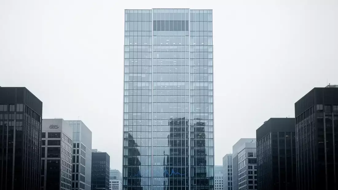 Lang & Schwarz Stock Plunges 39% After EU Ban Ends Trade Republic Ties