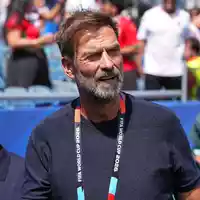Jürgen Klopp ist während der WM als TV-Experte im Einsatz. - Foto: Martin Meissner/AP/dpa
