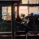 Der Supermarkt ist großräumig abgesperrt. - Bild: Marco Porzig/dpa