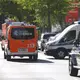 Sowohl die Geisel als auch der Geiselnehmer kamen in ein Krankenhaus. - Bild: Carsten Koall/dpa