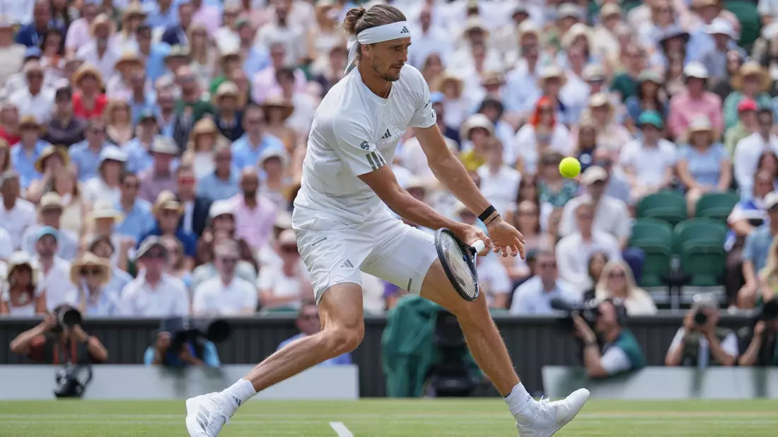Alexander Zverev spielt deutlich offensiver als in der Vergangenheit. - Bild: Kirsty Wigglesworth/AP/dpa