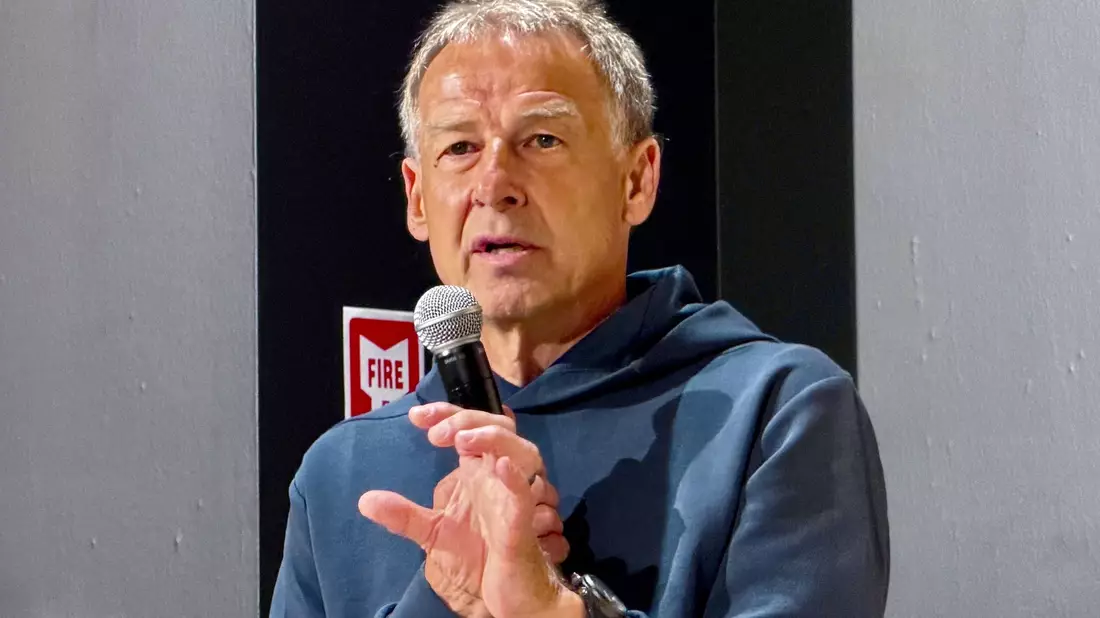 Jürgen Klinsmann kennt das Job-Profil des Nationaltrainers (Archivbild)  - Bild: Christoph Lother/dpa