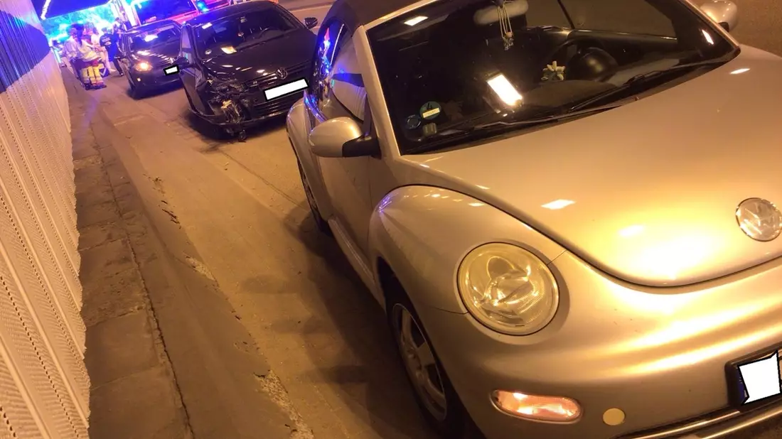 FW-BO: Verkehrsunfall im Tunnel auf der A40 in Fahrtrichtung Dortmund - Bild: presseportal.de