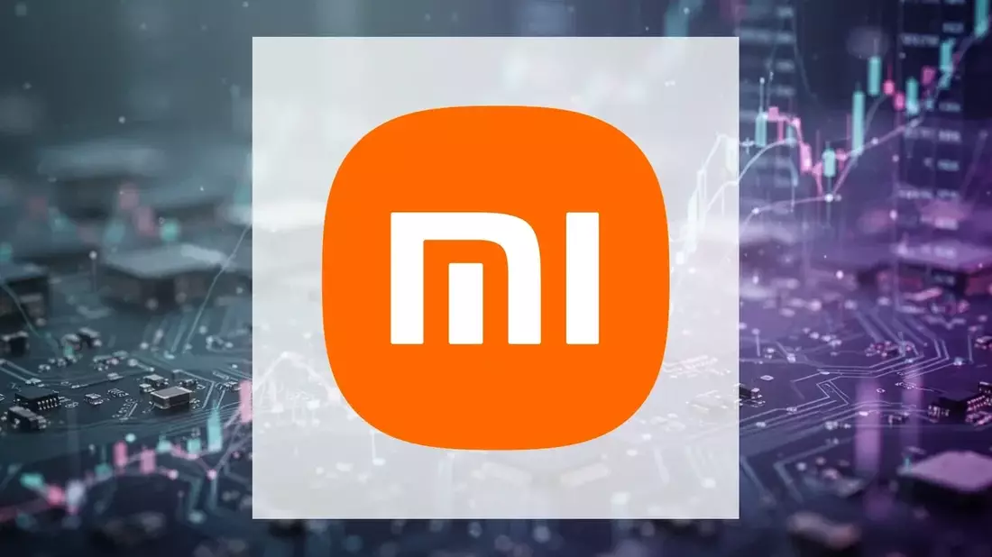 Xiaomi lanza SUV híbrido SkyNomad pero recorta un 30% su objetivo de ventas de móviles