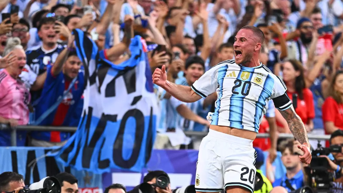 Traf früh per Kopf: Argentiniens Alexis Mac Allister. - Bild: Tom Weller/dpa