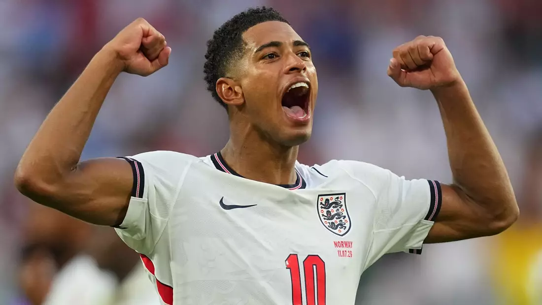 Jude Bellingham traf doppelt für England. - Bild: Julio Cortez/AP/dpa