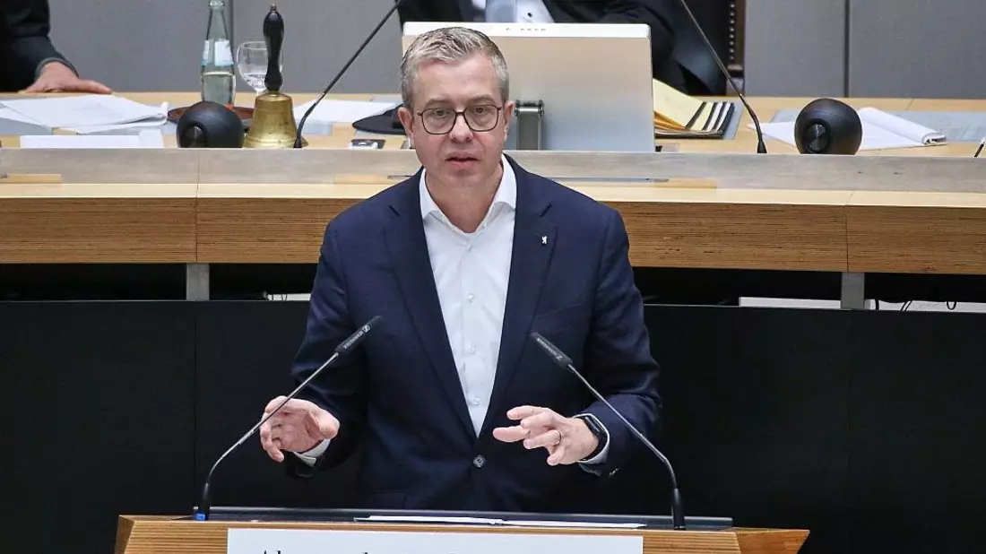 Evers plant Krisenzentrum für Berlins Stromsicherheit