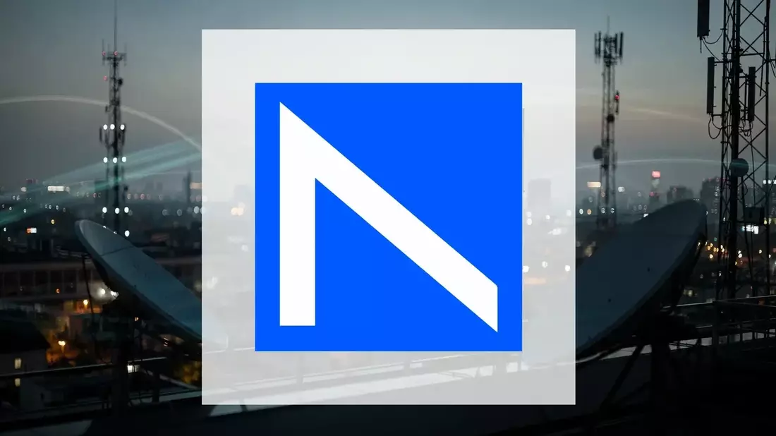 Nokia Stock Drops 26.8% from High; FMR Cuts Stake, Management Gets Shares