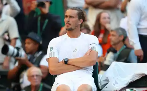 Das Wimbledon-Finale endete nicht so, wie es sich Zverev gewünscht hatte.  - Foto: Frank Molter/dpa