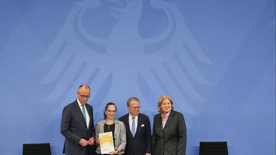 Verdi-Chef kritisiert Rentenkommission: Betriebsrente in Gefahr