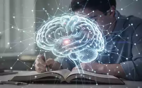 Eine stilisiert leuchtende neuronale Netzwerkgrafik überlagert ein nachdenkliches Profil einer Person, die sich auf eine Aufgabe konzentriert. - Foto: über boerse-global.de