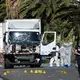 Mit einem tonnenschweren Lastwagen raste der Attentäter in die Menschenmenge auf der Strandpromenade von Nizza. (Archivbild) - Bild: picture alliance / Andreas Gebert/dpa