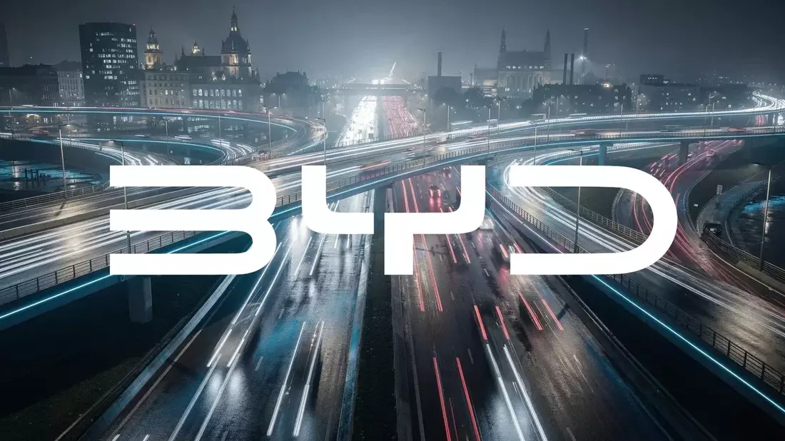 Acciones de BYD caen un 27% pese a contratos récord y nuevo deportivo eléctrico