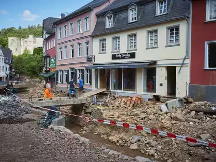 Fünf Jahre nach der Ahrflut fordert die DEVK mehr Schutz vor Naturgefahren - Foto: presseportal.de