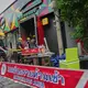 Auch Forensiker und andere Experten waren im Einsatz. - Bild: Sakchai Lalit/AP/dpa