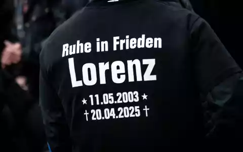Der gewaltsame Tod von Lorenz hat viele Menschen erschüttert. Nun kommt es zu einem Gerichtsverfahren. (Archivbild) - Foto: Sina Schuldt/dpa