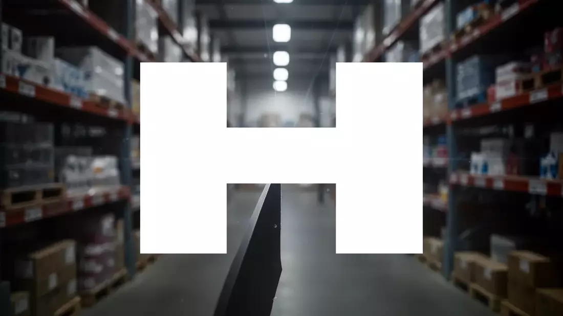 Hillman Solutions: Refinanzierung und starke Q2-Vorschau