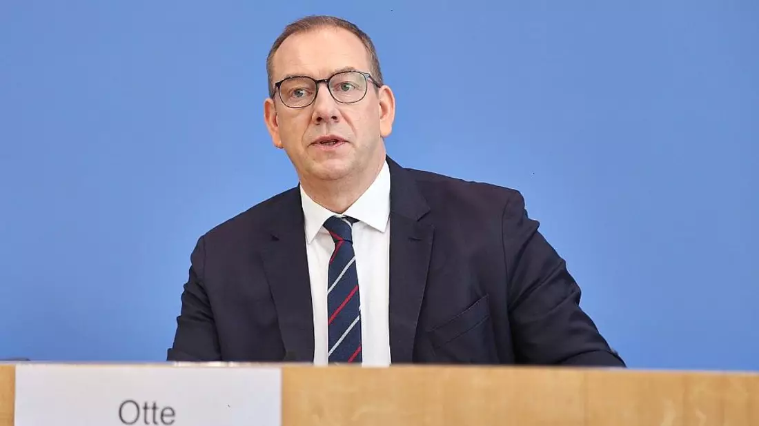 Wehrbeauftragter kritisiert Benachteiligung von Bundeswehr-Personal