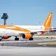 Easyjet bietet noch viele Direktflüge ab Berlin an.   - Bild: Fabian Sommer/dpa