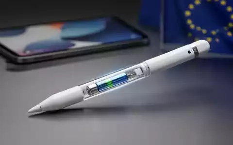 Apple Pencil-Stift mit sichtbarem, austauschbarem Batteriefach vor unscharfem iPad Pro und EU-Flagge. - Foto: über boerse-global.de