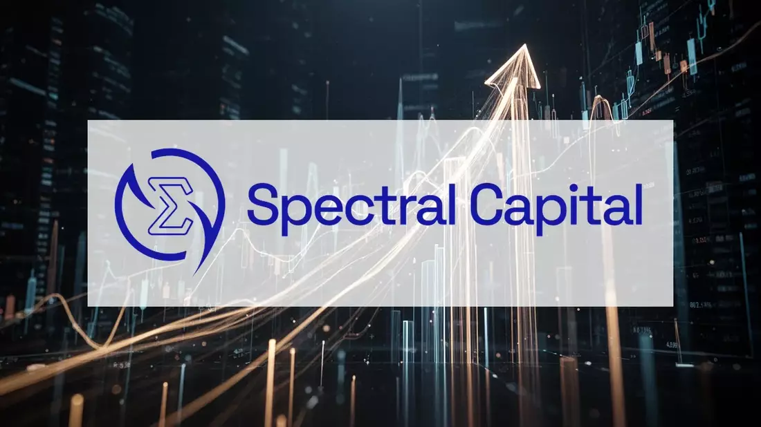 Spectral Capital: Nasdaq-Uplisting treibt Aktie nach Kursrallye