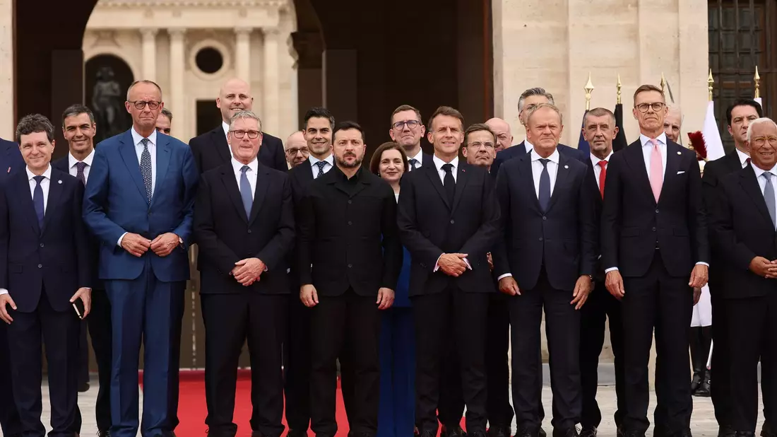 Die Koalition der Willigen hat in Paris über die weitere Unterstützung der Ukraine beraten. - Bild: Teresa Suares/Pool EPA/AP/dpa