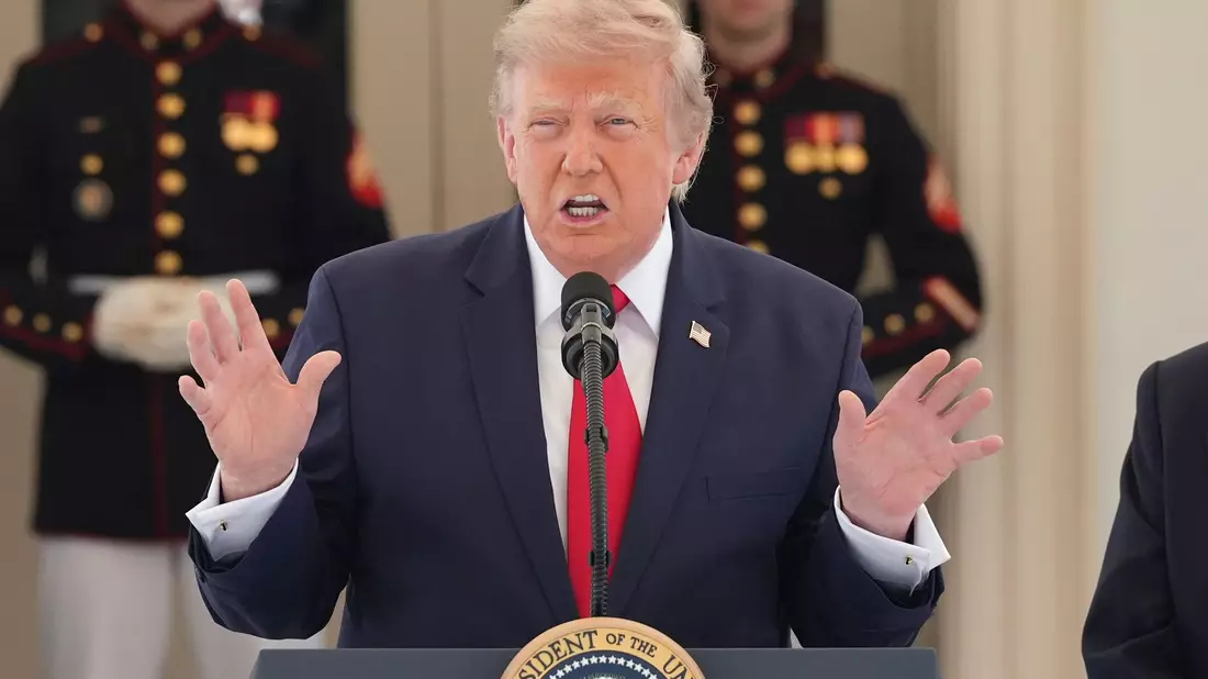 Die USA wollen den Iran weiter angreifen - das macht Trump klar.  - Bild: Alex Brandon/AP/dpa