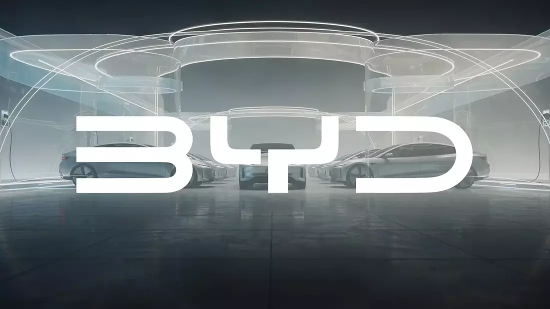 BYD: récords de ventas y caída bursátil en medio de su expansión global