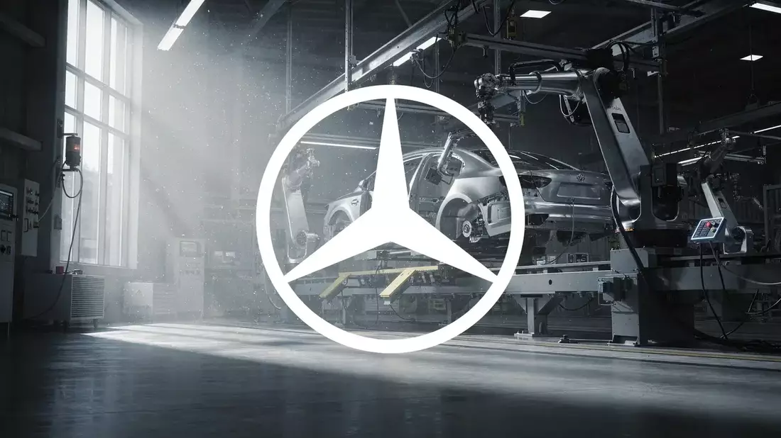 Mercedes-Benz EV Push and Cost Cuts Fail to Lift Stock Amid 28% YTD Decline