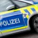 Seit 6.00 Uhr läuft der Einsatz im Kieler Stadtteil Mettenhof. (Symbolbild) - Bild: Hendrik Schmidt/dpa