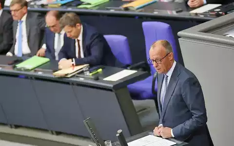 Friedrich Merz mit Ministern (Archiv) - Foto: via dts Nachrichtenagentur
