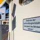 Die Polizei suchte die Polizei nach Beweismitteln wie Handys und Schriftstücken. - Bild: Thomas Banneyer/dpa