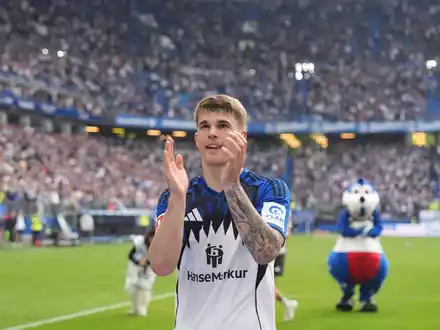 Vom HSV längst verabschiedet: Luka Vuskovic wechselt in England noch den Club. (Archivbild) - Foto: Marcus Brandt/dpa