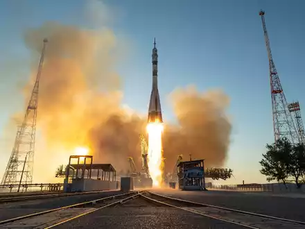 Die 75. Mission zur Internationalen Raumstation ISS ist erfolgreich gestartet. - Foto: Bill Ingalls/NASA/AP/dpa